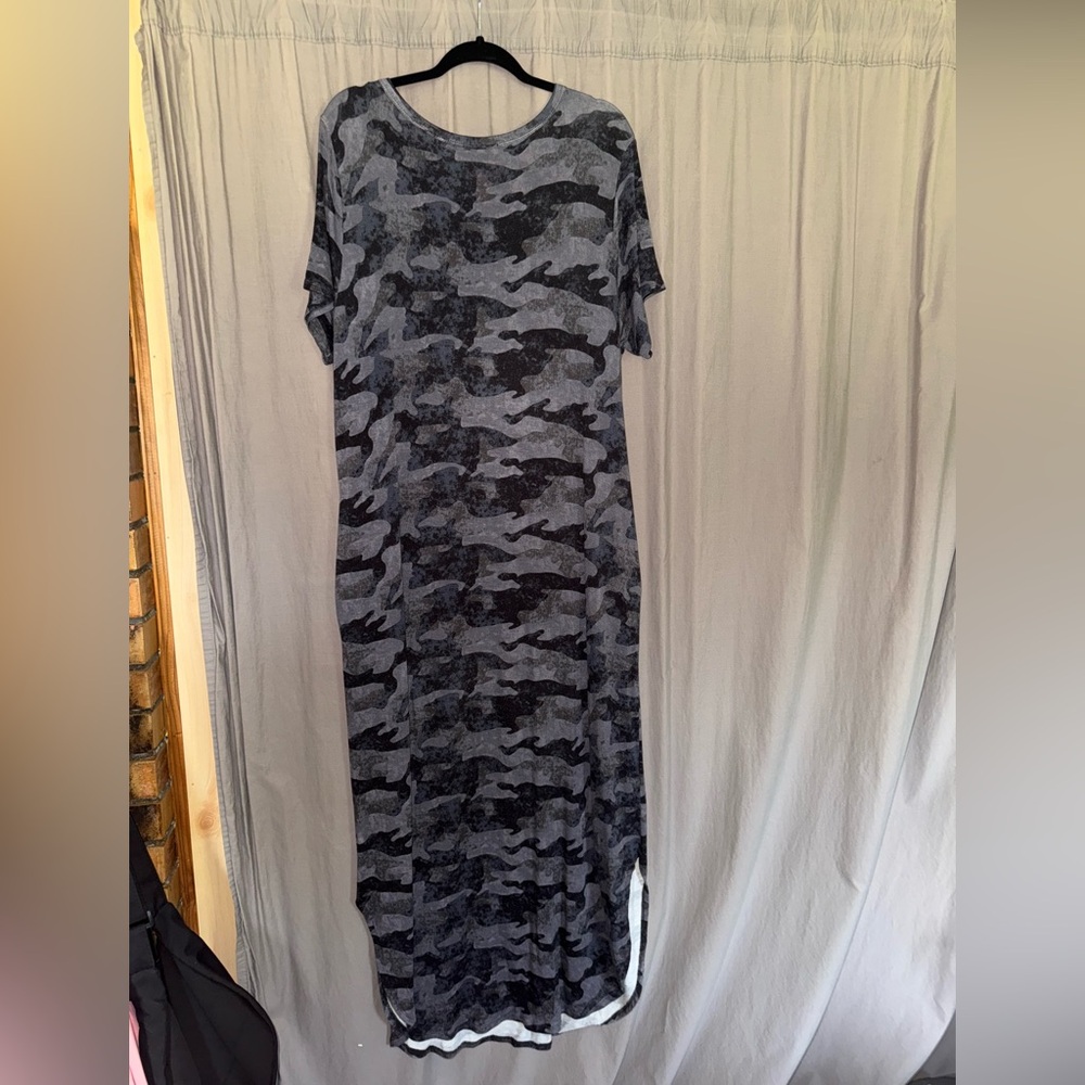 Oddy Gray Camouflage Maxi Dress - Picture 2 of 2